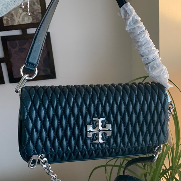 SOLD⛔️Authentic TORY BURCH Quilted Leather logo magnetic flap satchel/shoulder - Picture 3 of 16